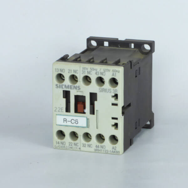CONTACTOR RELAY  3RH11222-1AK60 2 NO - 2 NC COIL 120 V - Used - TESTED