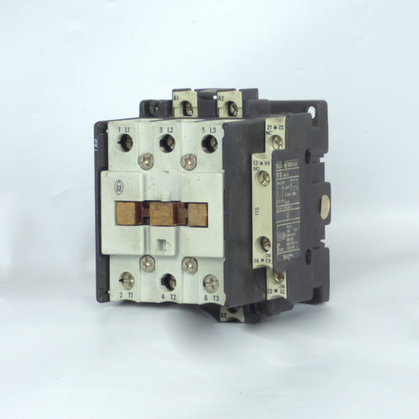 CONTACTOR DIL1 A-M 30 HP COIL 24V DC - Used - TESTED
