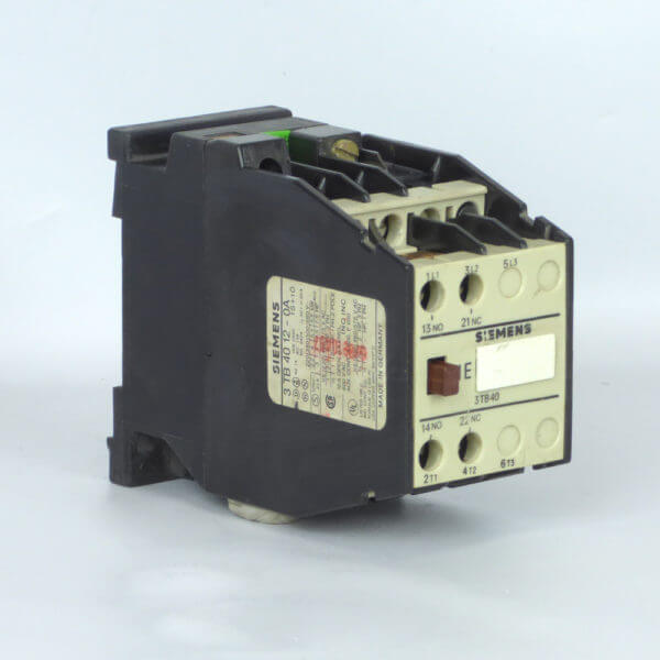 CONTACTOR 3TB-4012-0A  2 HP COIL 24V DC - Used - TESTED