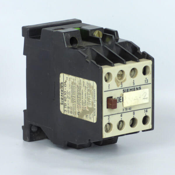 CONTACTOR 3TB-4010  0A  7.5 HP COIL 120V - Used - TESTED