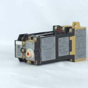 RELAY CONTROL 700-P000A10  B SERIES,  PNEUMATIC TIMER 700-PPTA1+700-PT - Used - TESTED