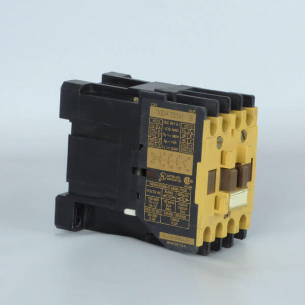 CONTROL RELAY 700-F220A1 2 NO-2 NC COIL 120V  B SERIES - Used - TESTED