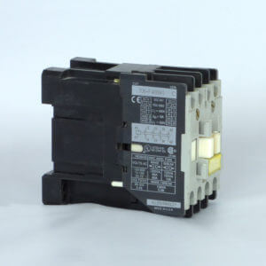 CONTROL RELAY 700-F400A1 4 NO  C SERIES - Used - TESTED