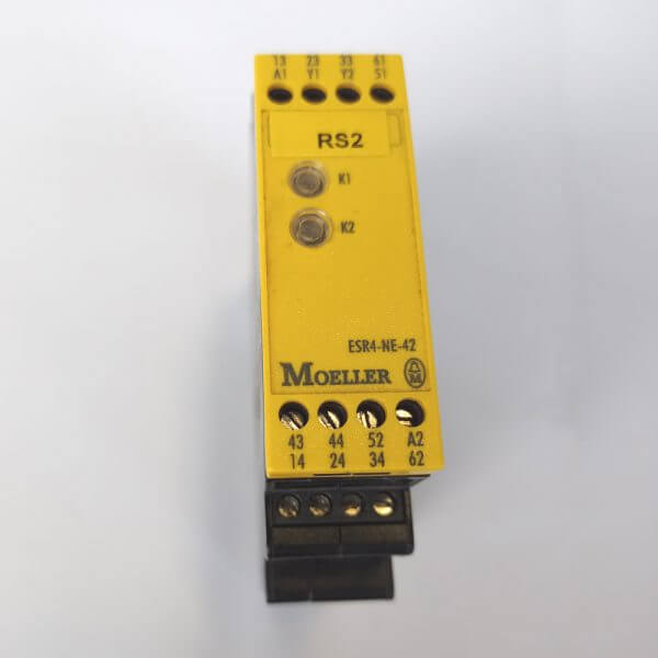 SAFETY RELAY UNIT - Used - TESTED