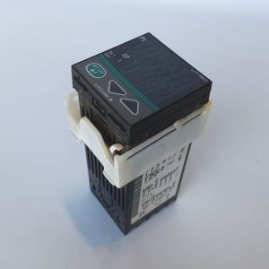 TEMPERATURE CONTROLLER - Used - TESTED