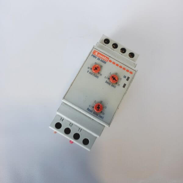 MULTIFONCTION PROTECTION RELAY - Used - TESTED