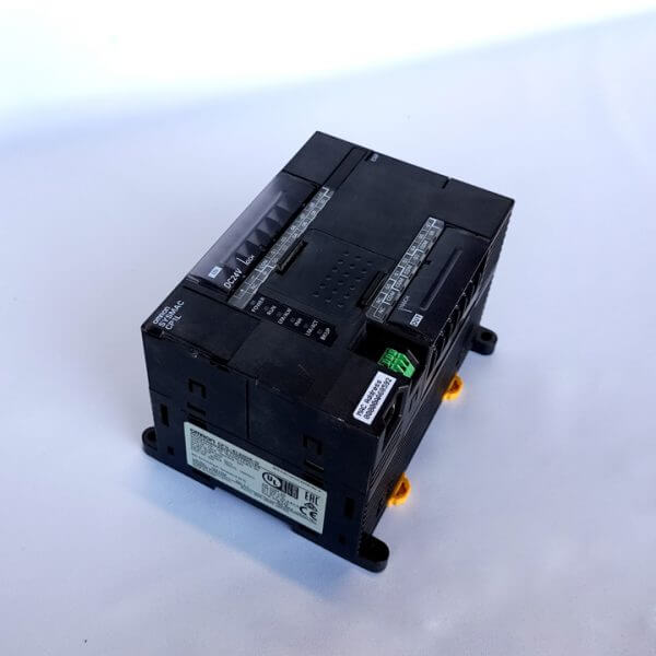 PROGRAMMABLE CONTROLLER - Used - TESTED