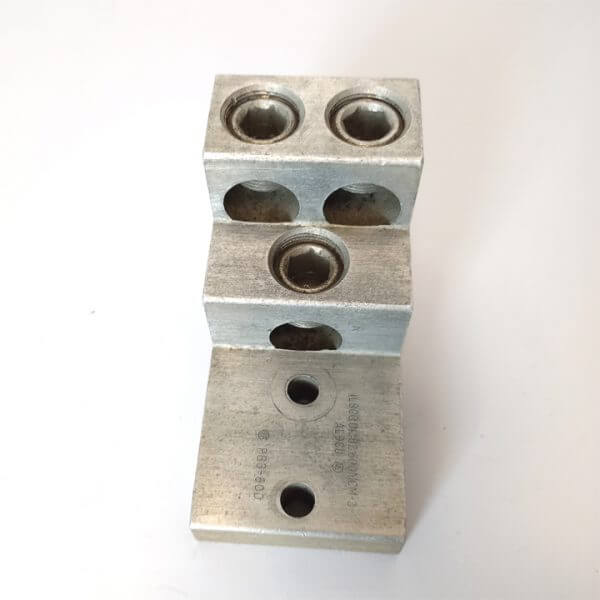MECHANICAL LUG TRIPLE 600 MCM -2 AL9CU - Used - TESTED
