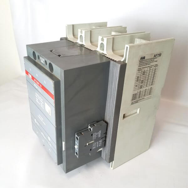 CONTACTOR NEMA SIZE 7 600 HP , 810 A , COIL AC-DC 130V - Used - TESTED