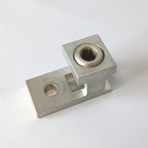 MECHANICAL LUG SIMPLE 500 MCM-4 AL9CU     9 / BOX - Used - TESTED