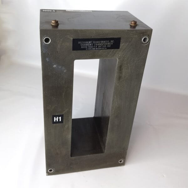 CT 3000:5 600V DIM.12" X 61/2"X41/2" FEN. 81/4" X 23/4" - Used - TESTED