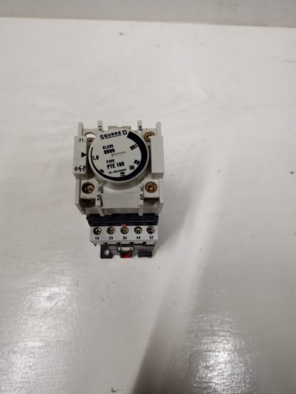 CONTROL RELAY 40A 600V COIL 110/120VAC WITH TIMER PTE 30-180