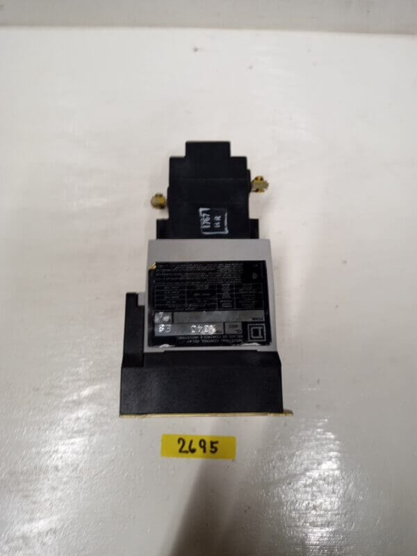 INDUSTRIAL CONTROL RELAY COIL 24V WITH LATCHING 8501 XL - Image 2