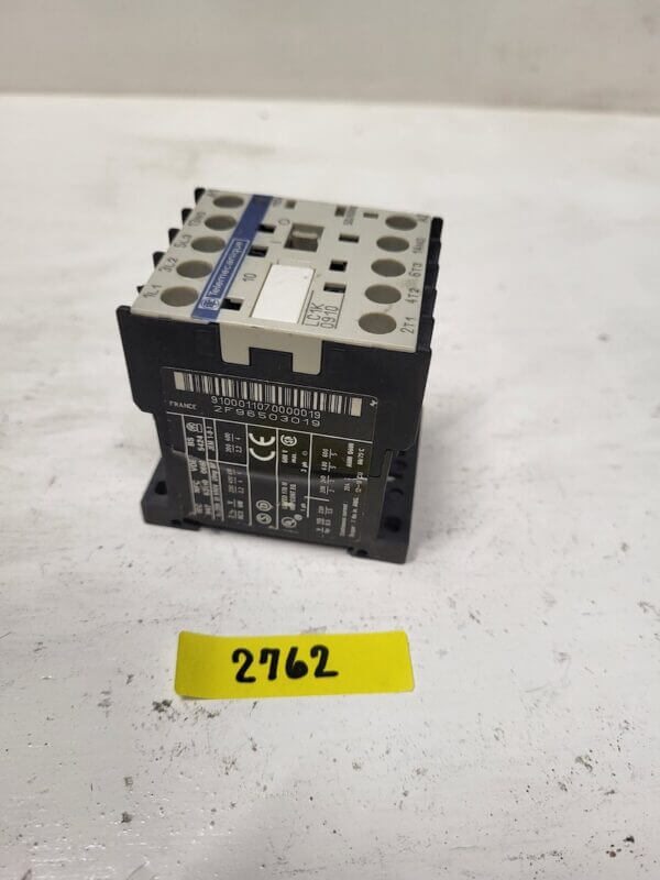 CONTACTOR 5HP COIL 110V - Image 3