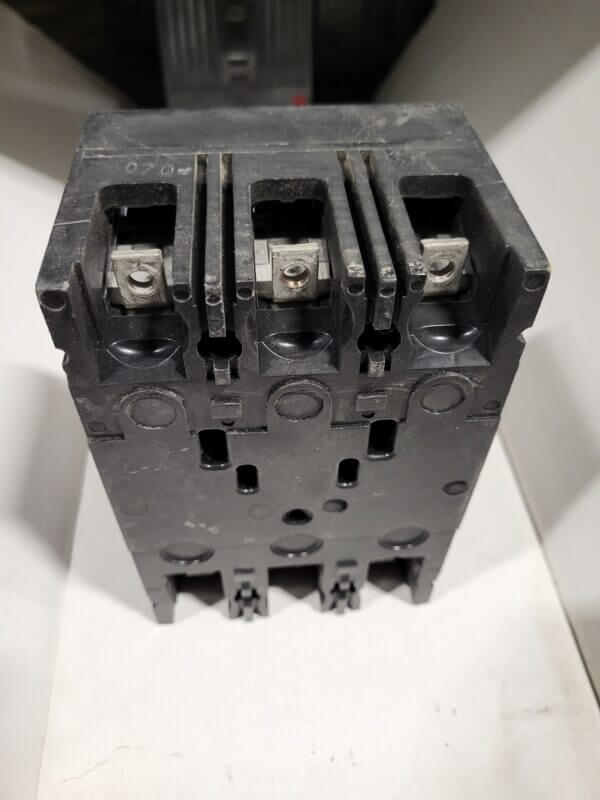 BREAKER 70A 600V 3P GE - Used - TESTED - Image 2