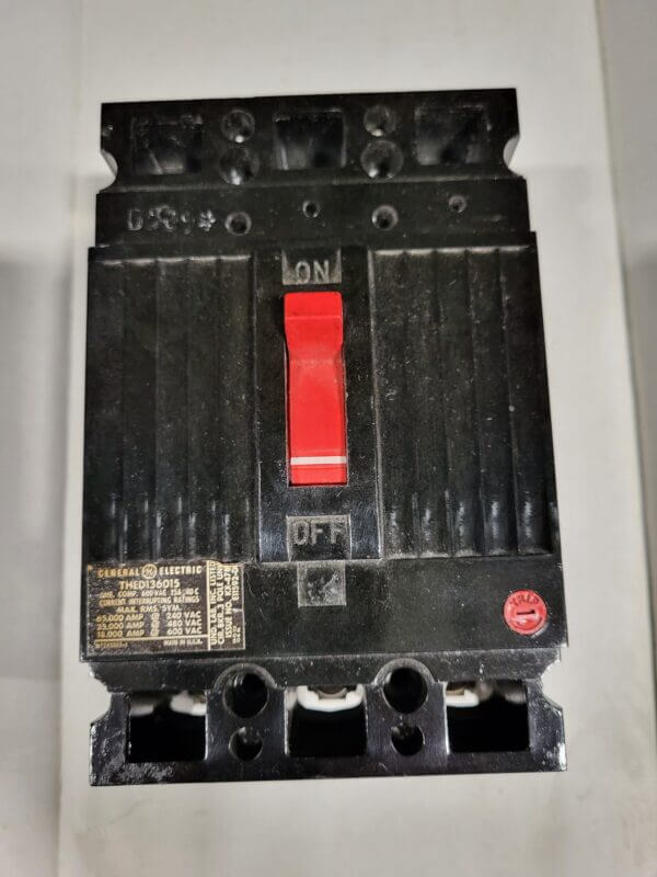 BREAKER 15A 600V 3P GE - Used - TESTED