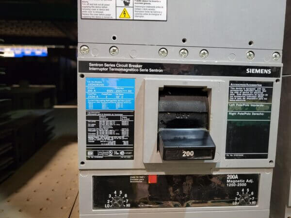 BREAKER 200A 600V 2P ITE - Used - TESTED - Image 2