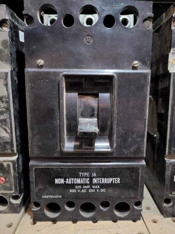 BREAKER 225A 600V 3P WEST SWITCH ONLY - Used - TESTED
