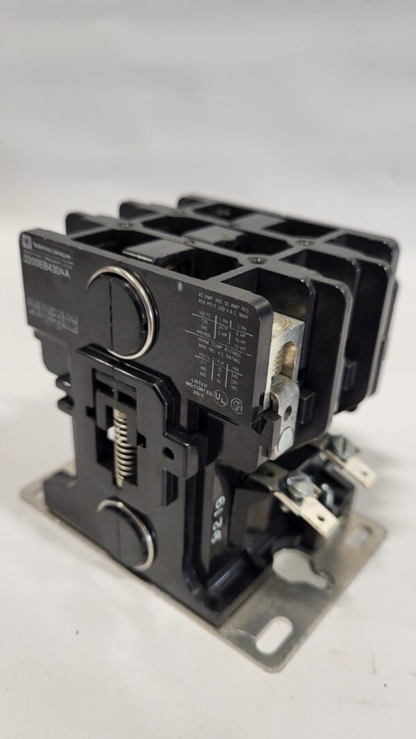 LIGHTNING CONTACTOR 40A 3P COIL 120V - Image 3