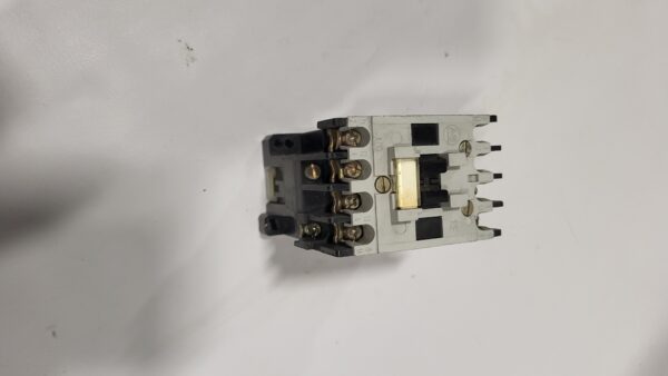 CONTACTOR EUR. 7.5HP COIL 240V