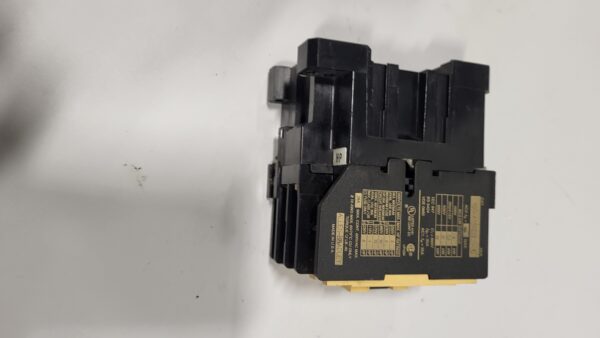 CONTACOR EUR. 15HP COIL 24V - Image 2