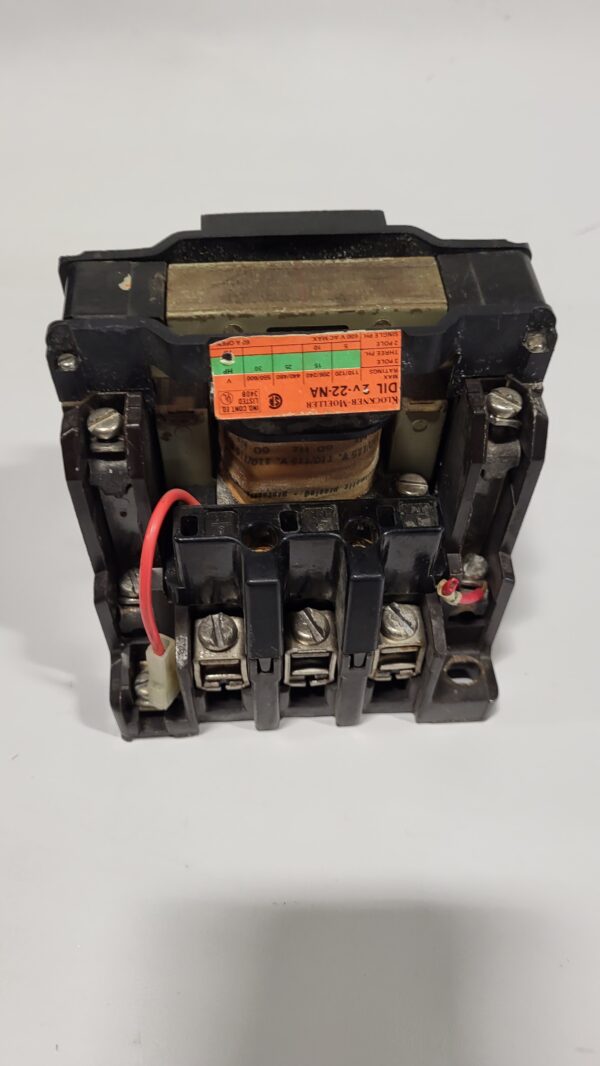 CONTACTOR EUR 30HP COIL 120V