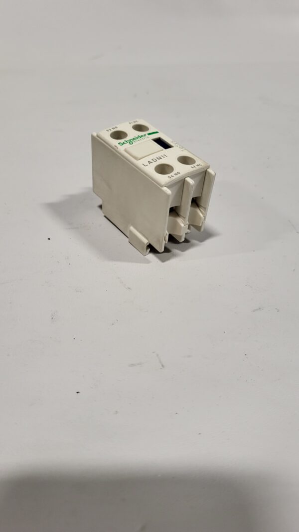 AUXILIARY CONTACT 1 NO - 1 NC - Image 3