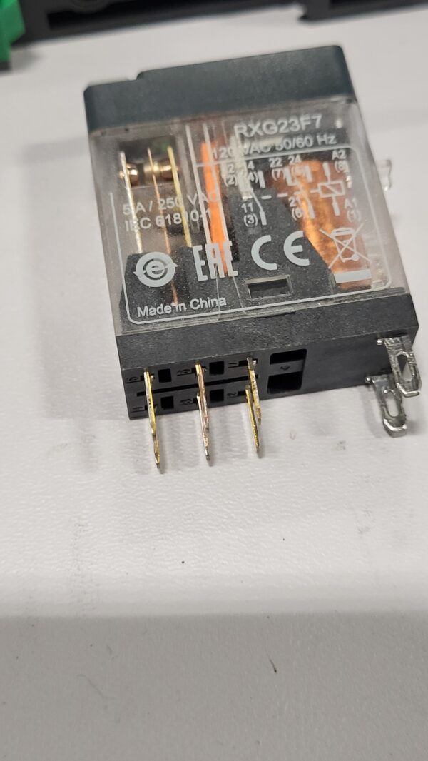 RELAY WITH BASE, INTERFACE PLUG-IN RELAY
