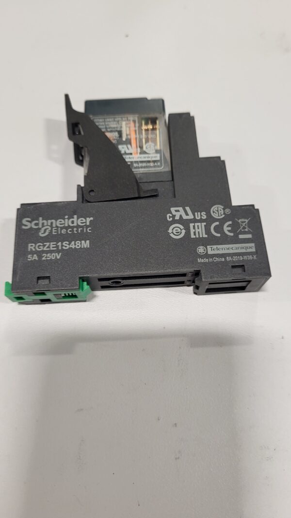RELAY WITH BASE, INTERFACE PLUG-IN RELAY - Image 3