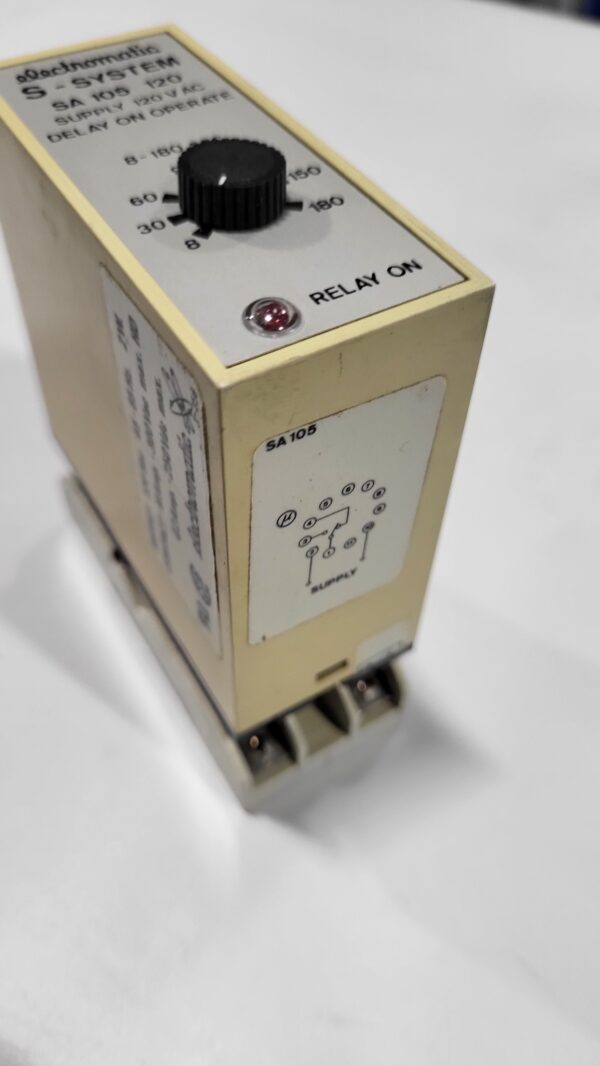 TIME DELAY ON OPERATE, 120VAC, 11 PINS (8-180 sec.) - Image 3
