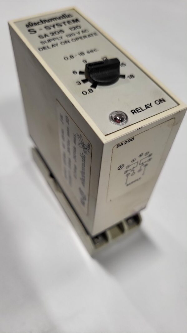 TIME DELAY ON OPERATE, 120VAC, 11 PINS (0.8-18 sec.) - Image 3