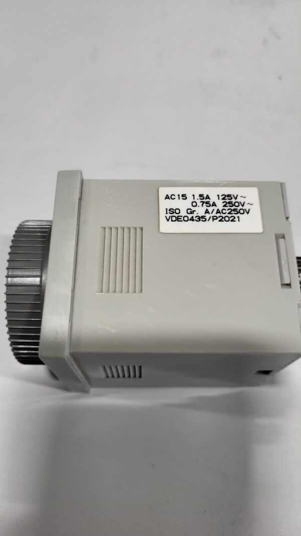 TIME DELAY RELAY, 100-240VAC, 11 PINS PH4A MULTI RANGE - Image 2
