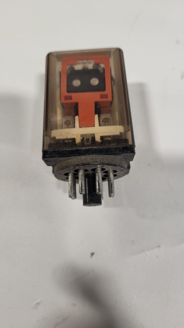 RELAY 10A COIL 120V, 8 PINS PQT 3 - Image 2