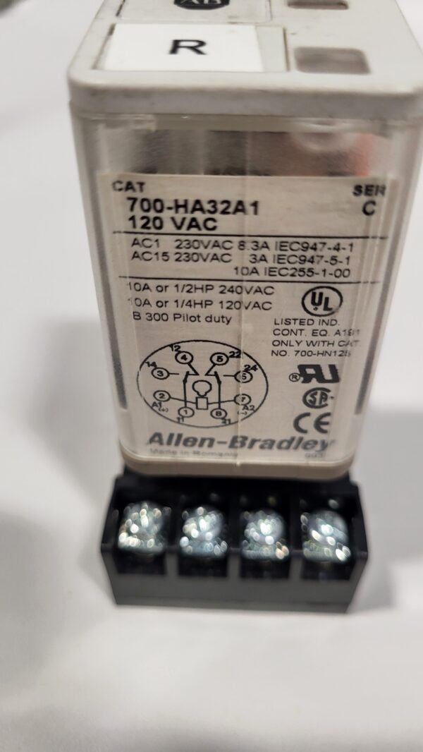 RELAY 10A COIL 120V, 8 PINS, SER C PQT 4