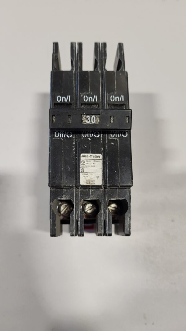 MINIATURE CIRCUIT BREAKER 3P 30A 240V SER. A