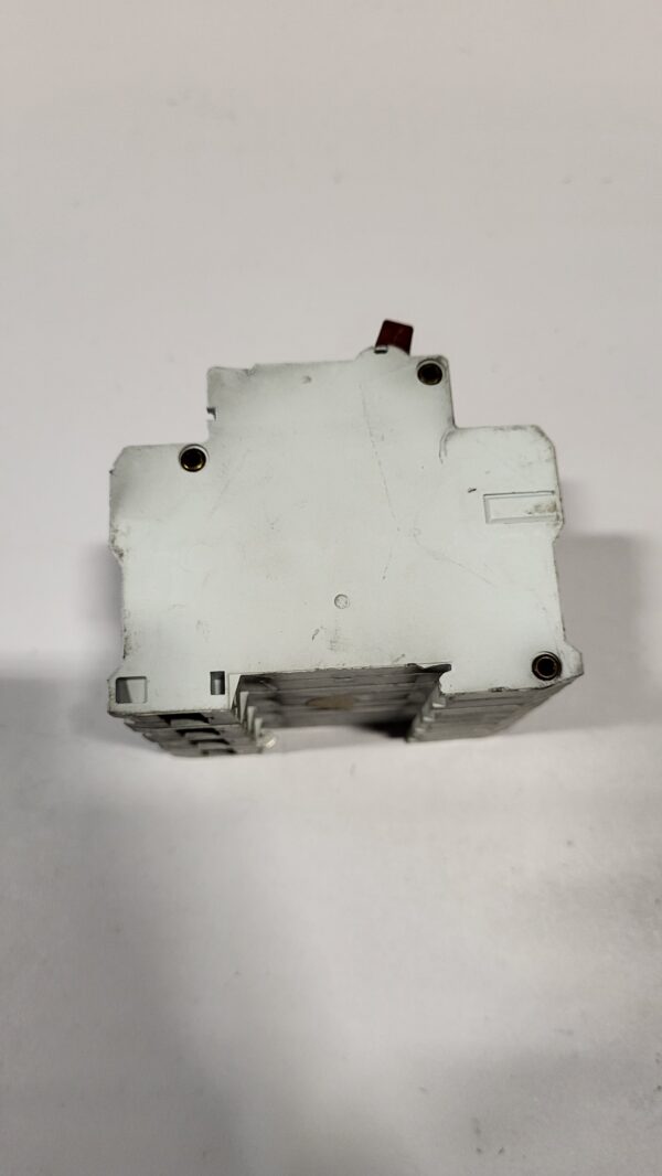 CIRCUIT BREAKER 4P 220/380V 20A - Image 2