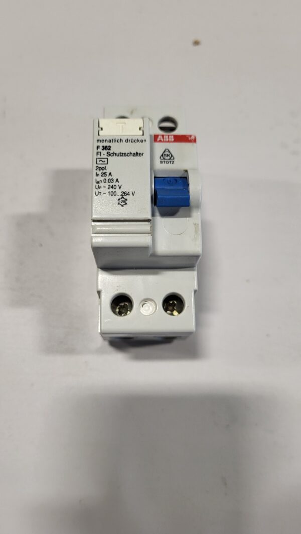 CIRCUIT BREAKER 240V 2P 25A
