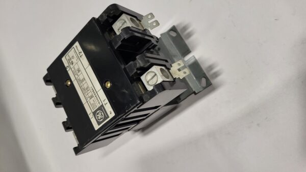LIGHTNING CONTACTOR 75A COIL 120V 2P - Image 2