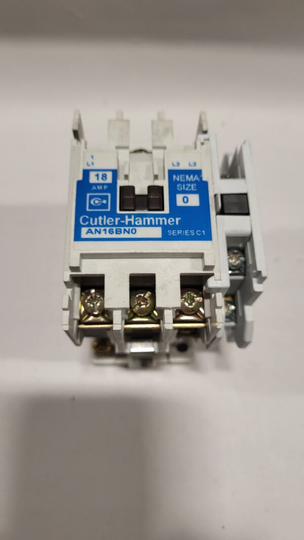 CONTACTOR NEMA SIZE 0, 5HP COIL 120V