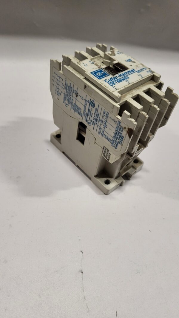 CONTACTOR 7.5HP COIL 120V - Image 3
