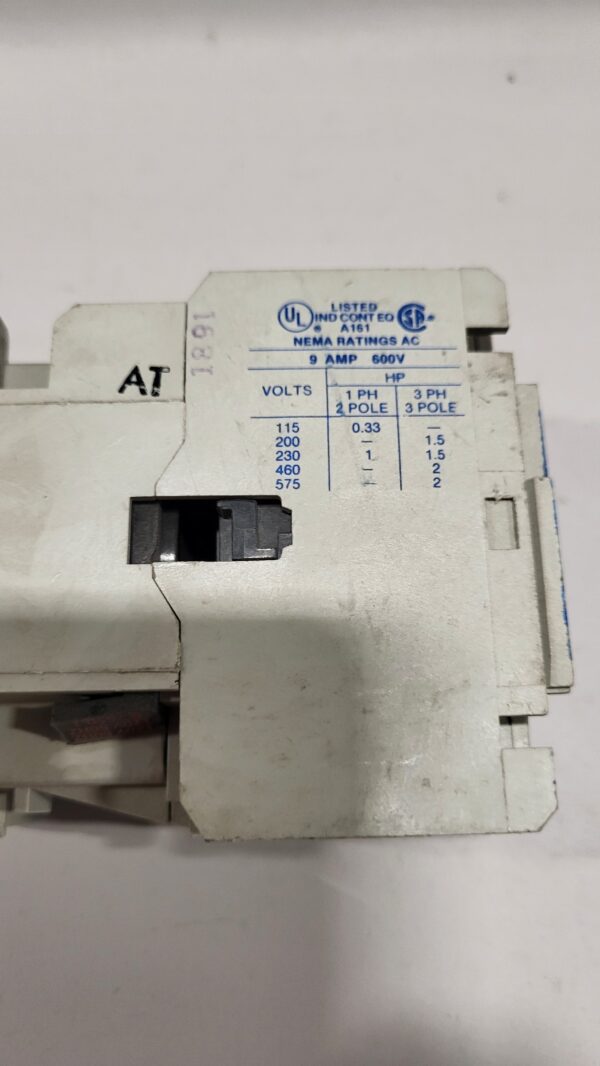 CONTACTOR NEMA SIZE 00 9A 2HP COIL 120V - Image 2