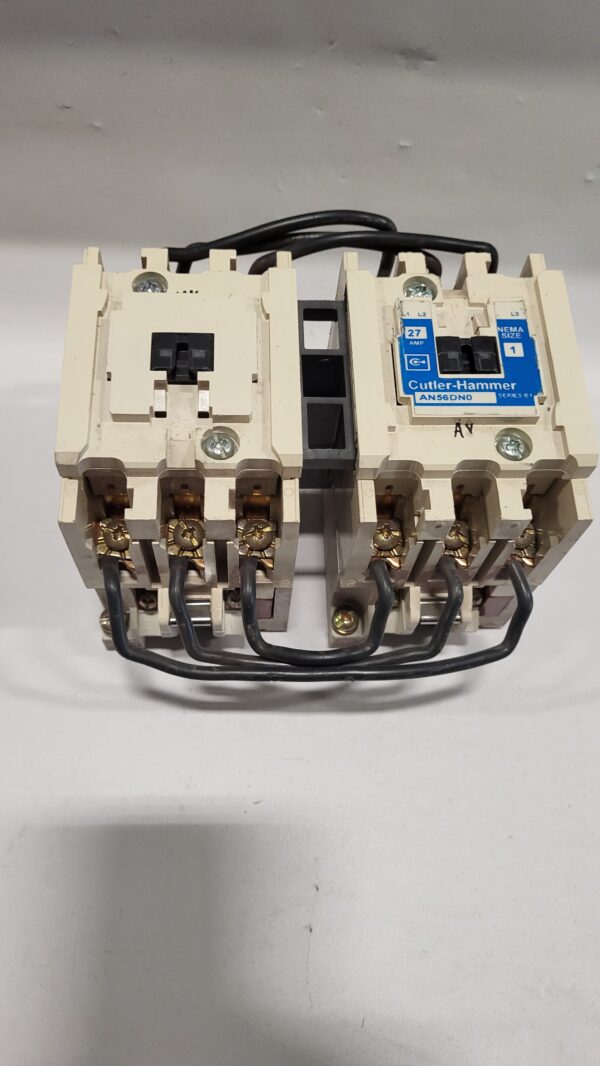 CONTACTOR NEMA SIZE 1 27A MAX. 10HP COIL 120V F/R