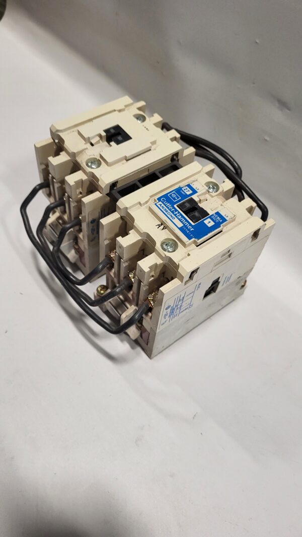 CONTACTOR NEMA SIZE 1 27A MAX. 10HP COIL 120V F/R - Image 3