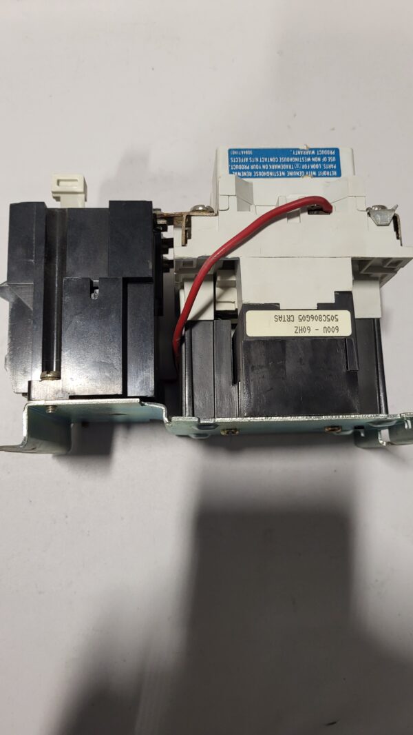 STARTER NEMA SIZE 0, COIL 600V, STYLE = 6710C48G05 + BA13A - Image 2