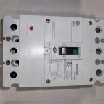 DISJONCTEUR 40A 600V 3P GE 25KA