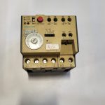 TRANSFORMATEUR DE COURANT 110-227V 60HZ 6A 1 NO - 1 NC