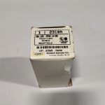 RECEPTACLE SINGLE TWIST LOCK
