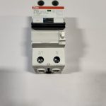 DISJONCTEUR 2P 230V